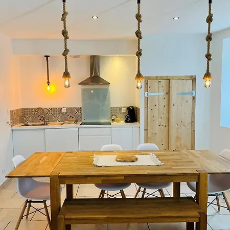 La Maison Au Pied De La Cite Holiday home Carcassonne